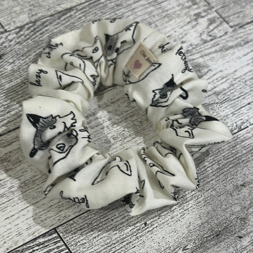 Chic Jem Elegant White and Black cat lovers  Hair scrunchie Accessory